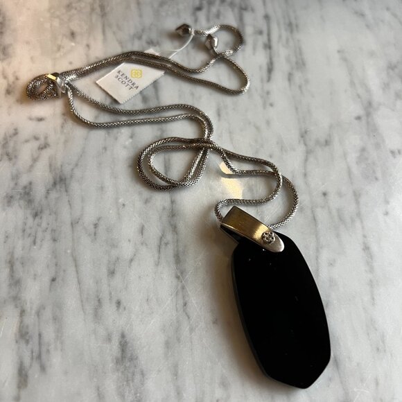 KENDRA SCOTT Inez Necklace Silver, Black Glass Pendant - Picture 7 of 9